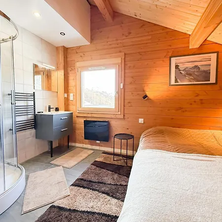 Le Doux Glace Chalet *